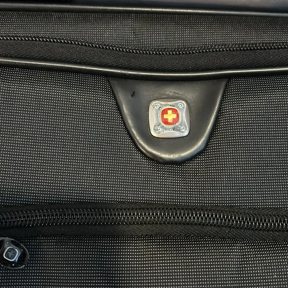 Swiss Gear Laptop Bag, Black - Picture 2 of 11